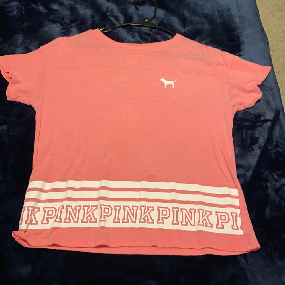 Vs pink short sleeve shirt